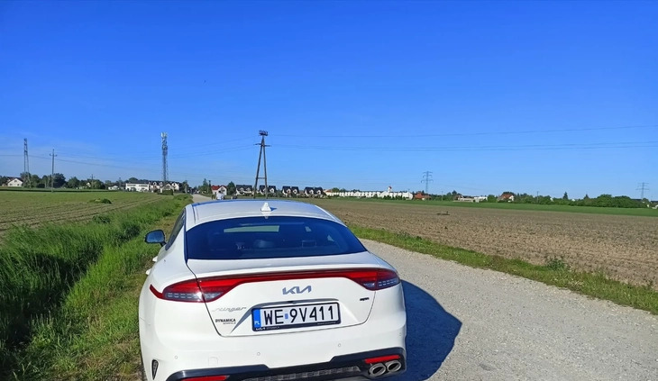 Kia Stinger cena 256000 przebieg: 15500, rok produkcji 2022 z Miłomłyn małe 172